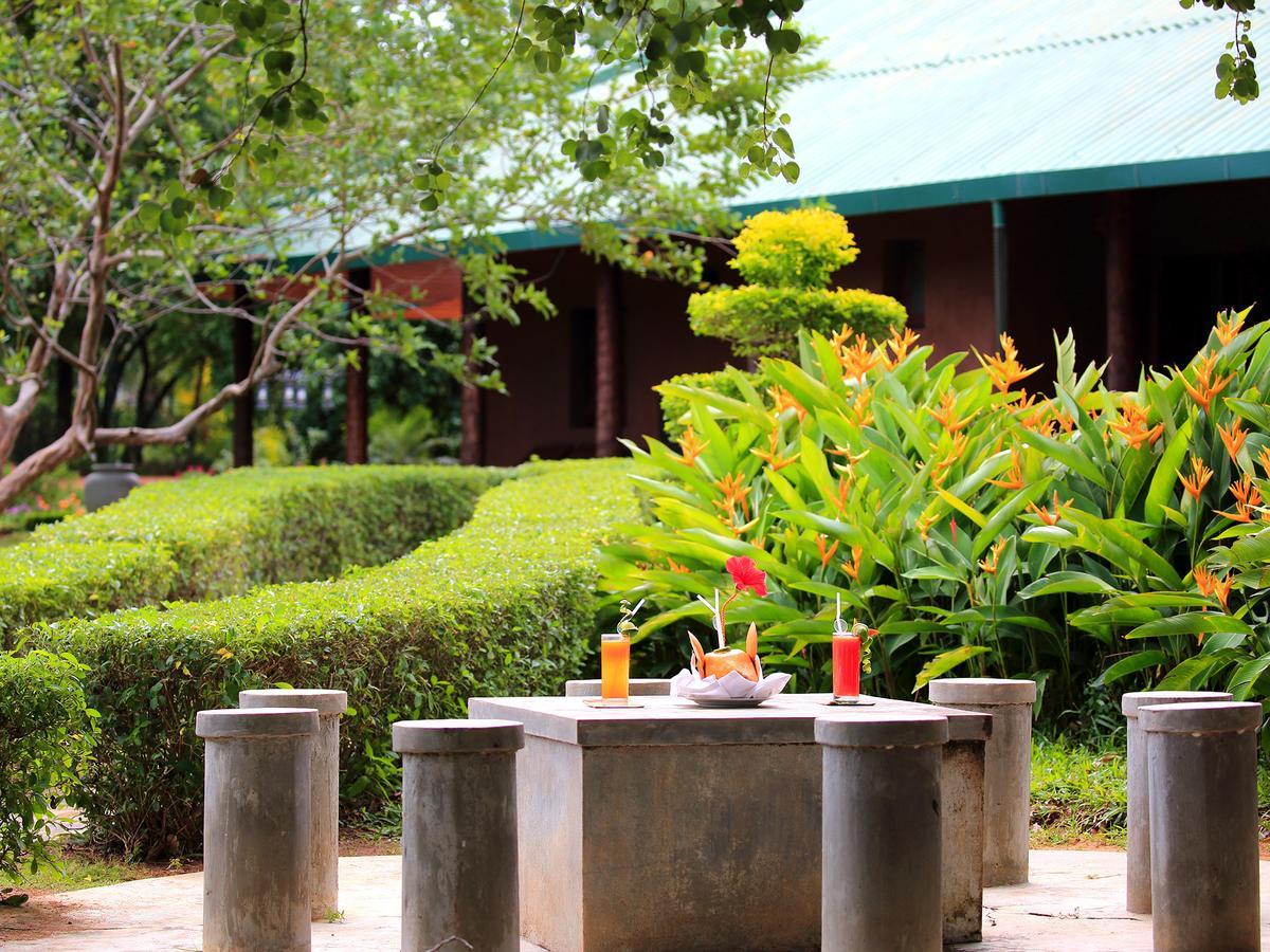 Grand & Gangula Dambulla Exterior foto