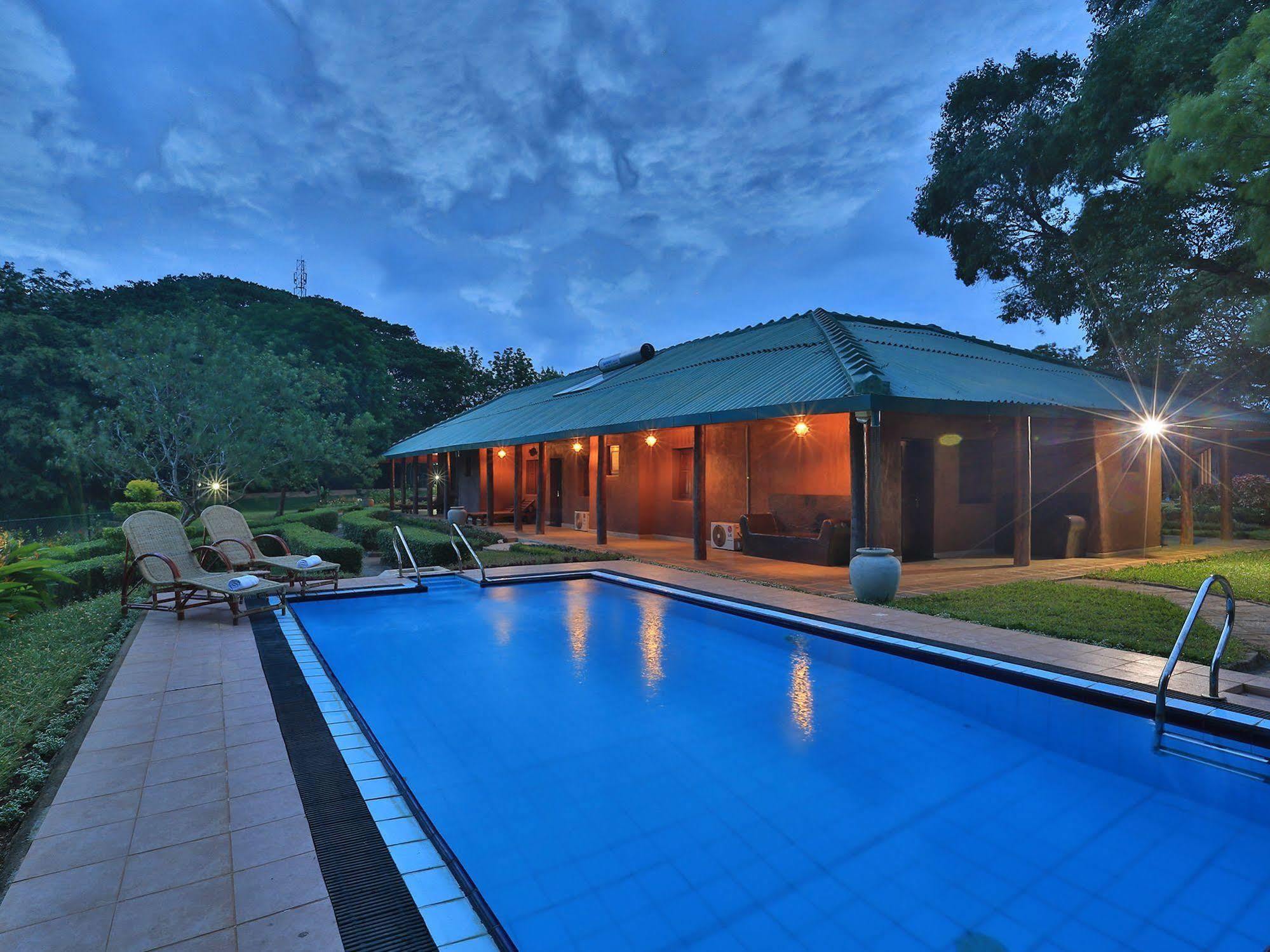 Grand & Gangula Dambulla Exterior foto